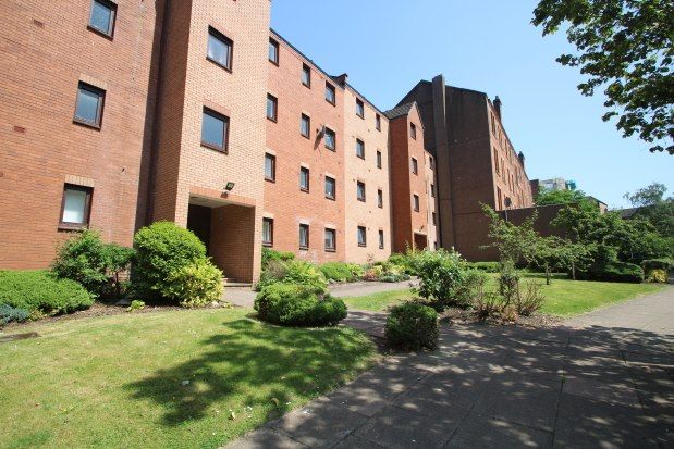 Flat to rent in 9 Albion Gate, Glasgow