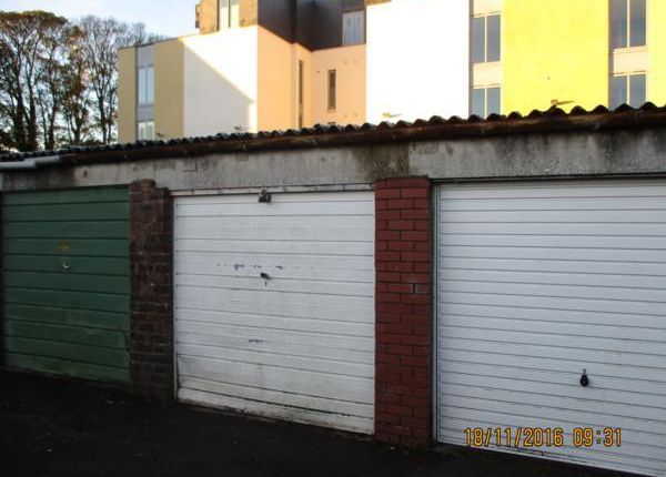 Parking/garage to rent in Kinnessburn Road, St. Andrews