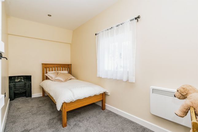 Semi-detached house for sale in Livesey Street, Teston, Maidstone