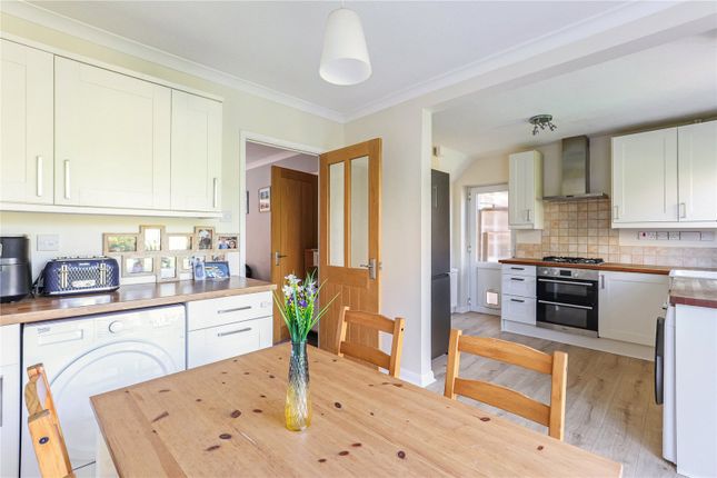 28, Wemberham Lane, Bristol photo 4