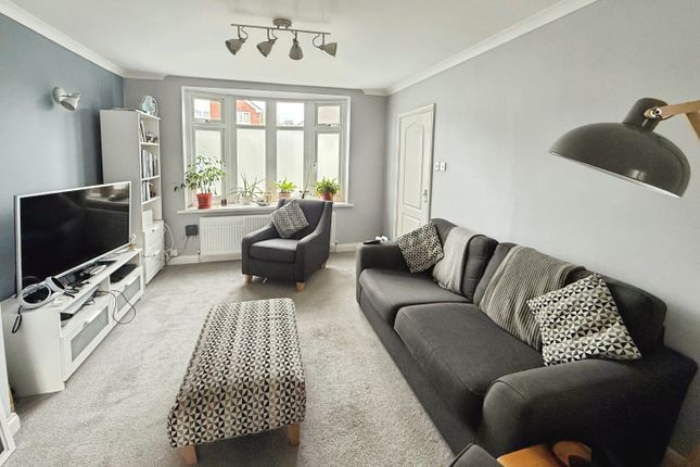 15 Sunnyside, Hinckley photo 3