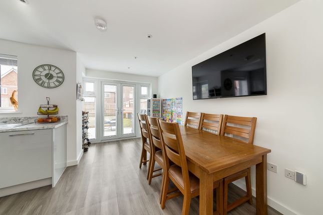 11 Anning Way, Didcot photo 4