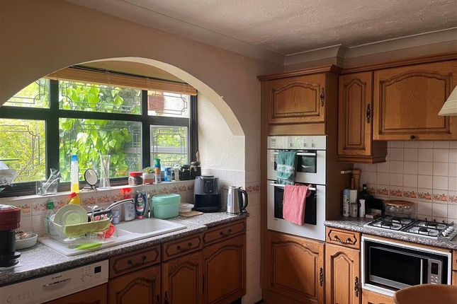 Thumbnail Property for sale in Hadley Close, Meopham, Kent