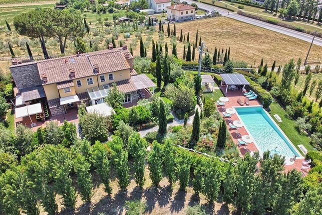 Villa for sale in Palaia, Tuscany, 56036, Italy