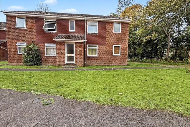 2-bed flat on 43, Cibbons Road, Basingstoke, £125,000