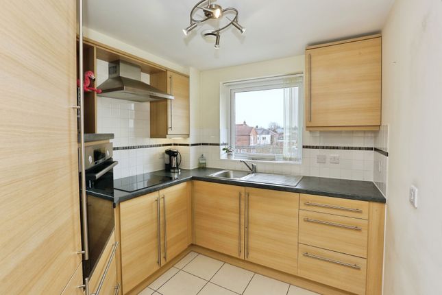 47 Catherine Court,, Sopwith Road, Hampshire photo 2