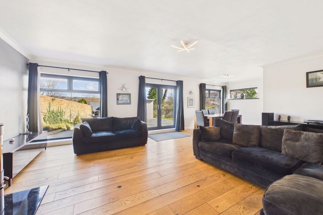 30 Parkland, Blaydon-On-Tyne photo 2