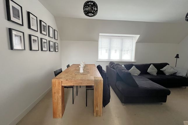 5, Riverside Way, Sible Hedingham photo 5