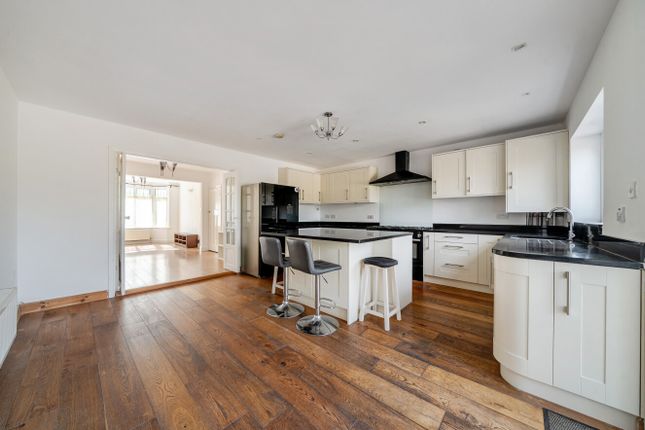 13, Beech Lane, Reading photo 4