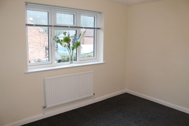 74, Nottingham photo 5