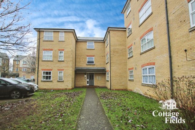 1-bed flat on Flat 24, Maynard Court, Enfield, £205,000