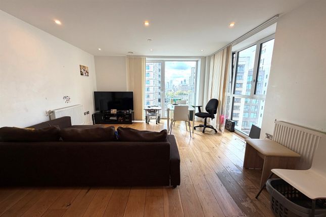 6 Caxton Street North, London photo 4