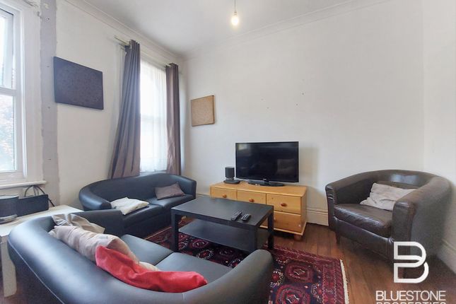 Copy, 9, Broadwater Road, Tooting Broadway photo 3