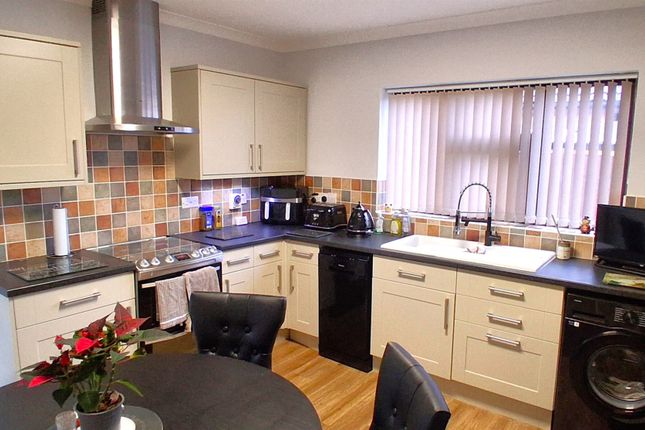 5, Windsor Place, Peterborough photo 2