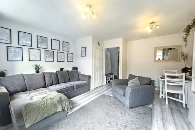 7, Bunting Close, Hemel Hempstead photo 3