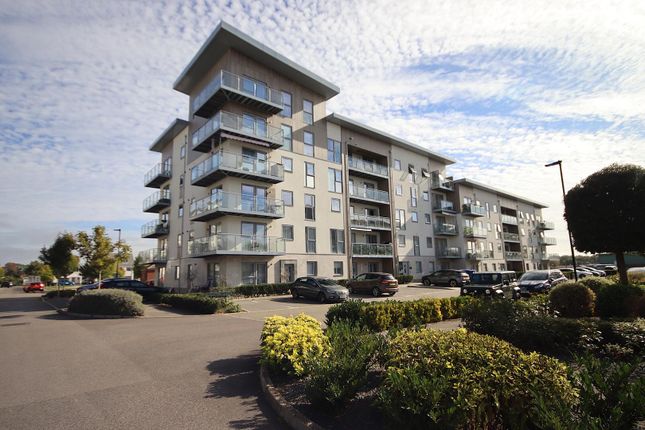 Apartment 27, Meadow House, Maidenhead photo 2