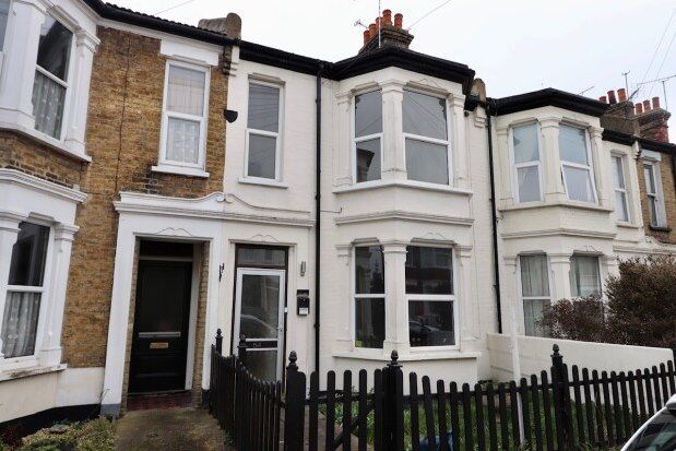 Property to rent in South Avenue, Southend-On-Sea