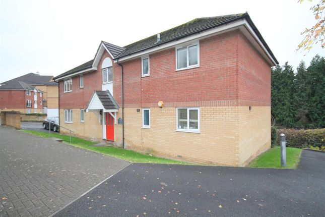 Thumbnail Flat to rent in Butlers Close, Crews Hole, St George, Bristol