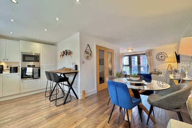 41, Yr Hafan, Swansea photo 2