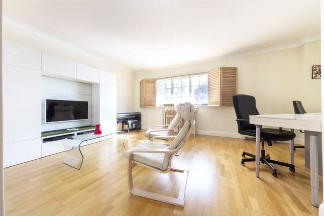 Flat to rent in North Block, 1C Belvedere Road, London