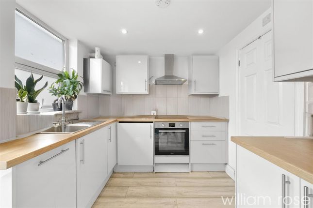 18, Kettlebaston Road, London photo 2