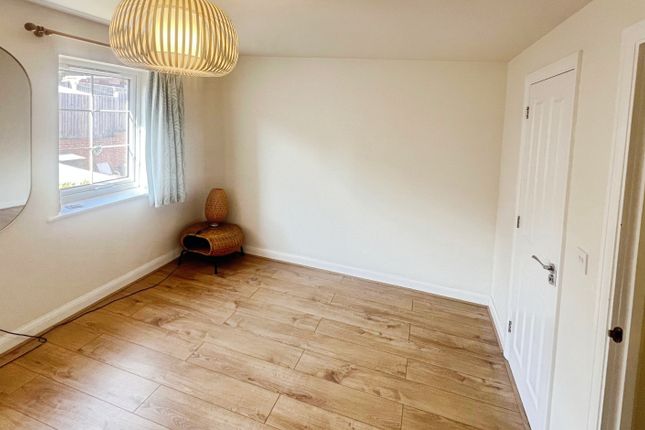 34, Stanbury Row, Exeter photo 5