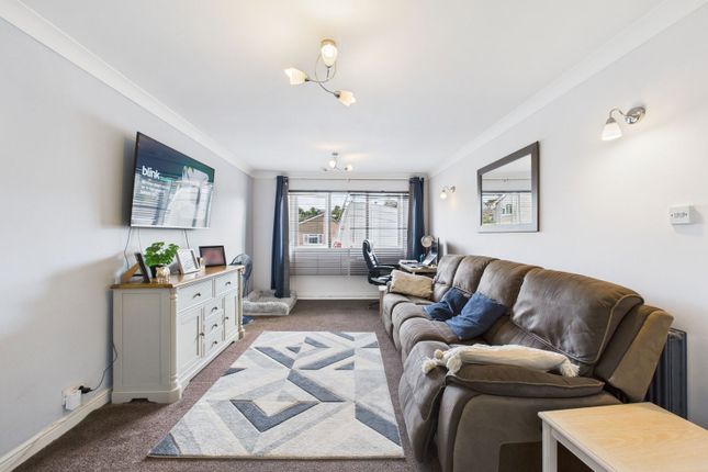 32B, Meadow Park, Paignton photo 2