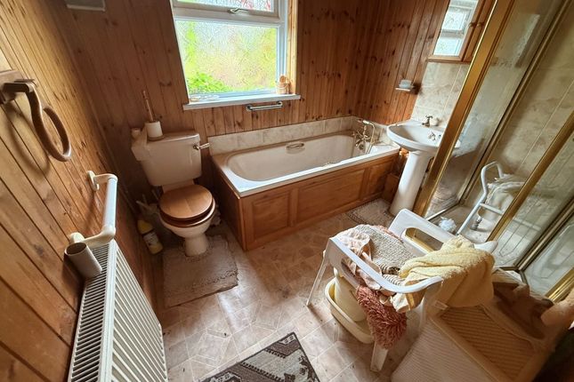 54 Sherwood Street, Tonypandy photo 4