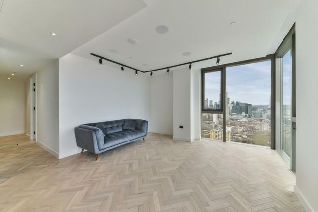 Apartment 200, Valencia Tower, London photo 2