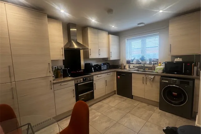 Property 1 of 12. Kitchen