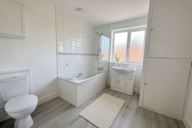 48a Marlow Road, High Wycombe photo 5