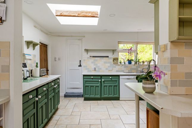 Hawes Farm, Lower Assendon, Henley-On-Thames photo 4