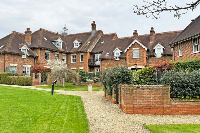 Flat for sale in St Catherines House, Wethered Park, Marlow