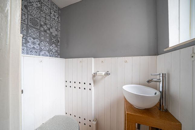 36 Camelot Close, Andover photo 4