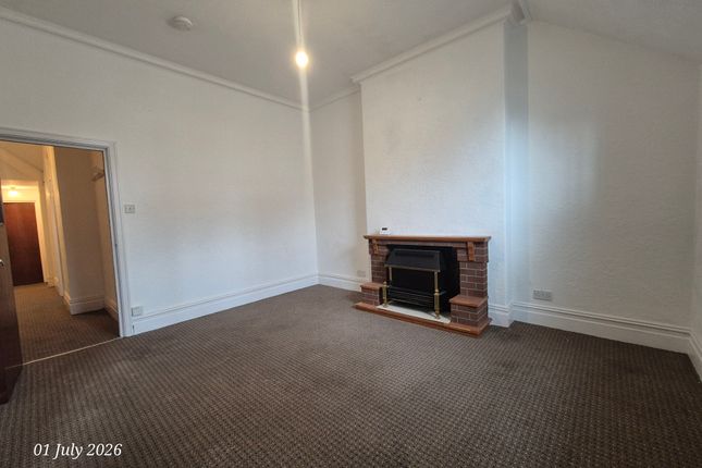 FLAT 4, 32 , Mostyn Avenue, Llandudno photo 2