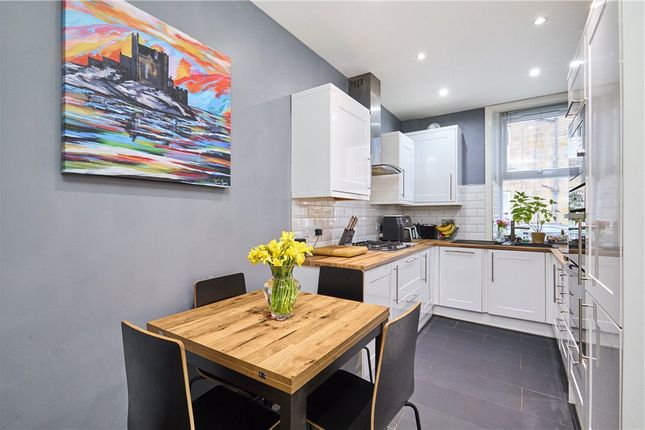 14, Swaine Hill Street, Leeds photo 3