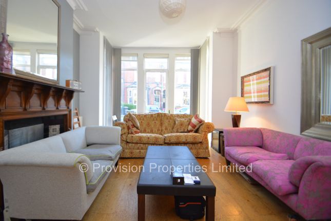 Regent Park Avenue, Hyde Park photo 4