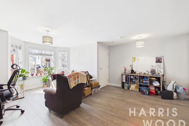 Flat 1, Victory House, Clacton-On-Sea photo 2