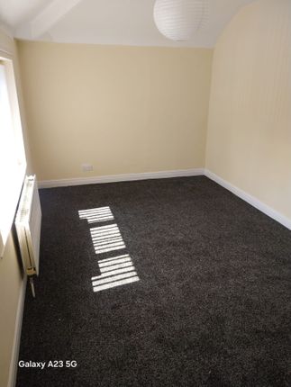 40, Crowden Road, Manchester photo 5