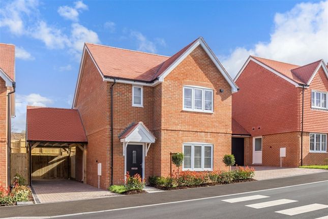 3-bed house on Broadstone Crescent, Crowborough, £469,999