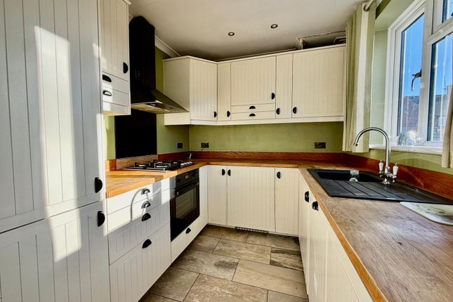 6, South Ockendon photo 5