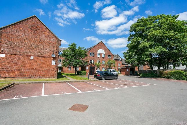 Whippendell Road, WD18, Watford photo 4