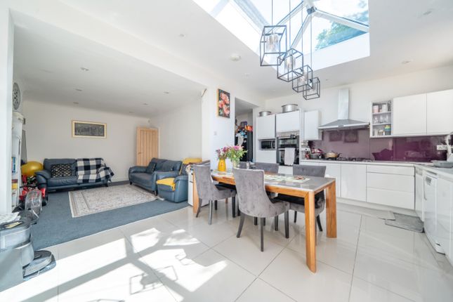 62, Hambledon Drive, Nottingham photo 3