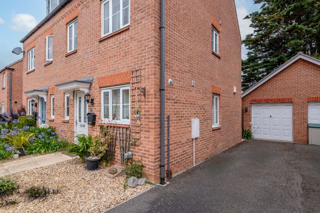 21, Benstead Close, King's Lynn photo 2