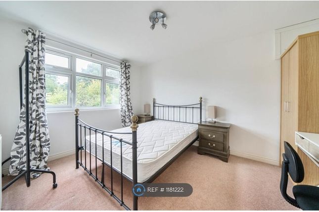 Thumbnail Room to rent in Durham Road, Bromley
