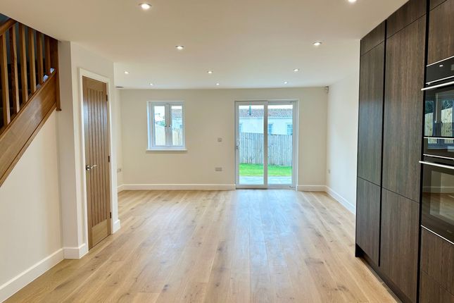 32 Fallow Road, Helston photo 3