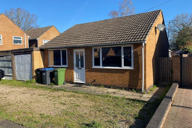 Thumbnail Bungalow to rent in Daneswood Road, Binley Woods, Coventry
