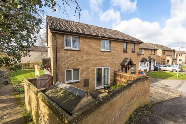 1-bed house on 38 Heather Close, Heather Close, Carterton, £1,000/mo