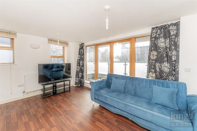 6 Tom Dove Place, Hampden Lane, London photo 2