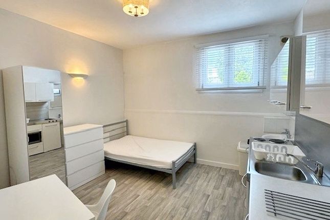 Thumbnail Room to rent in Great Norwood Street, Cheltenham